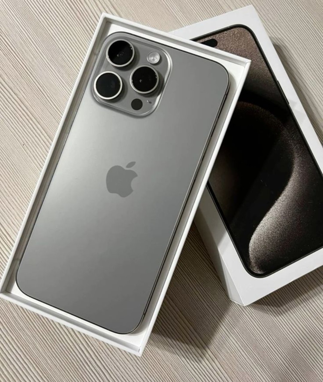 IPHONE 16 Pro Max